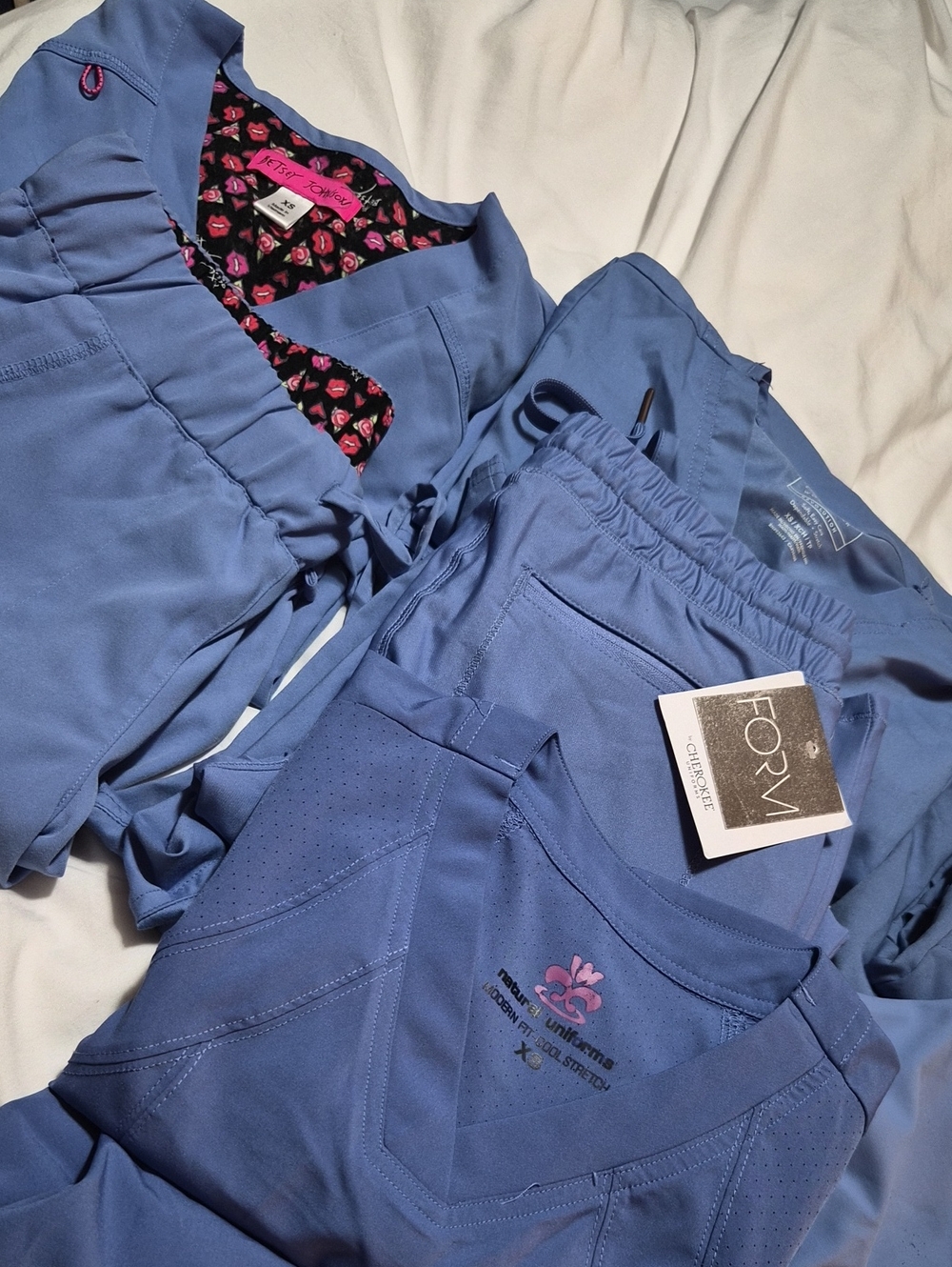 15 PIECE CEIL BLUE SCRUBS In XS